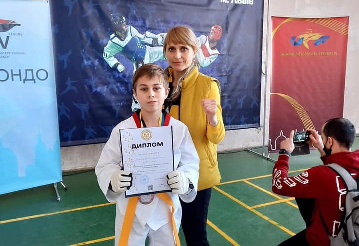 Червоноградські спортсмени здобули на чемпіонаті з тхеквондо 10 медалей