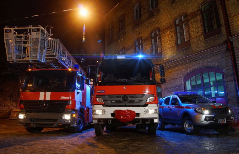 У Червонограді рятувальники надали доступ до помешкання, в якому старша жінка потребувала медичної допомоги
