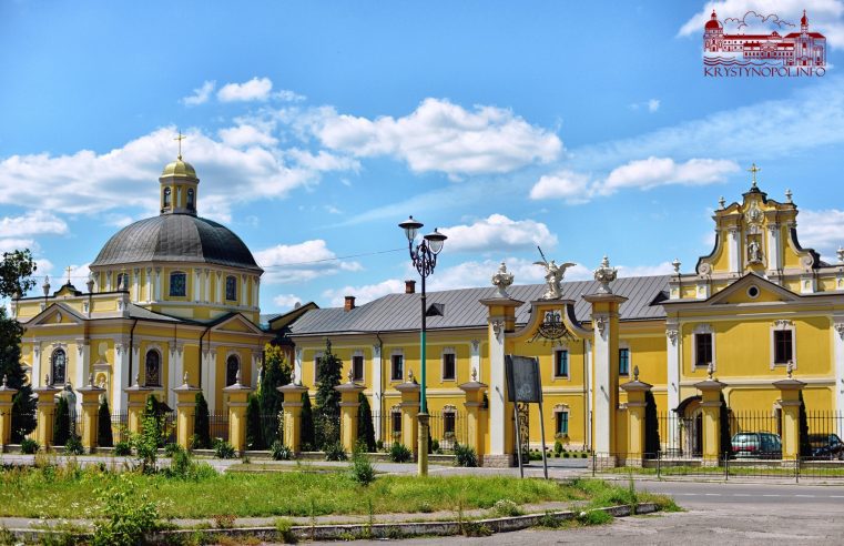 Телеканал Бужнет транслюватиме Великодні богослужіння з Червоноградських храмів по телебаченню і онлайн. Де ще можна подивитися трансляцію?