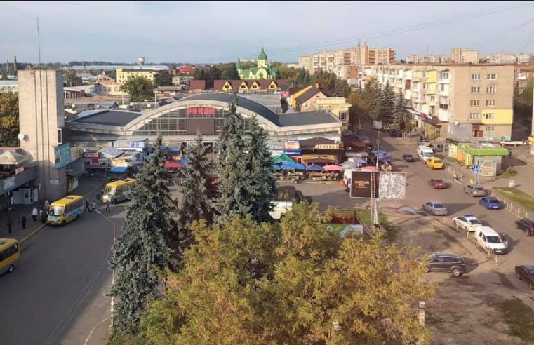 Червоноградський ринок припинив роботу на невизначений термін