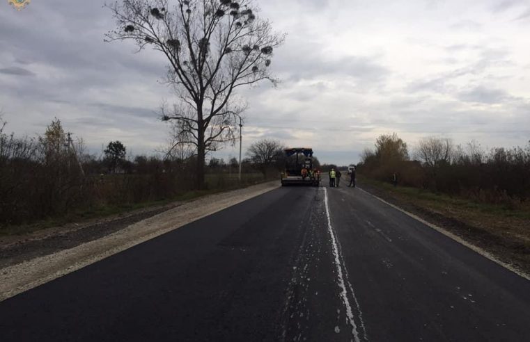 Триває ремонт дороги від Великих Мостів до с.Реклинець