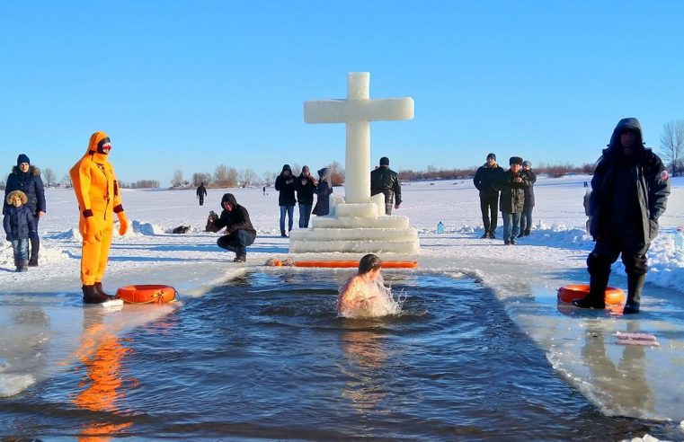 Одноразове пірнання на Водохреща – розвага, традиція чи ризик здоров’ям