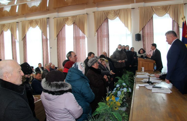 Дискусії, звинувачення та блокування трибуни на сесії Сокальської міської ради – як результат – Волицька громада і далі без старости