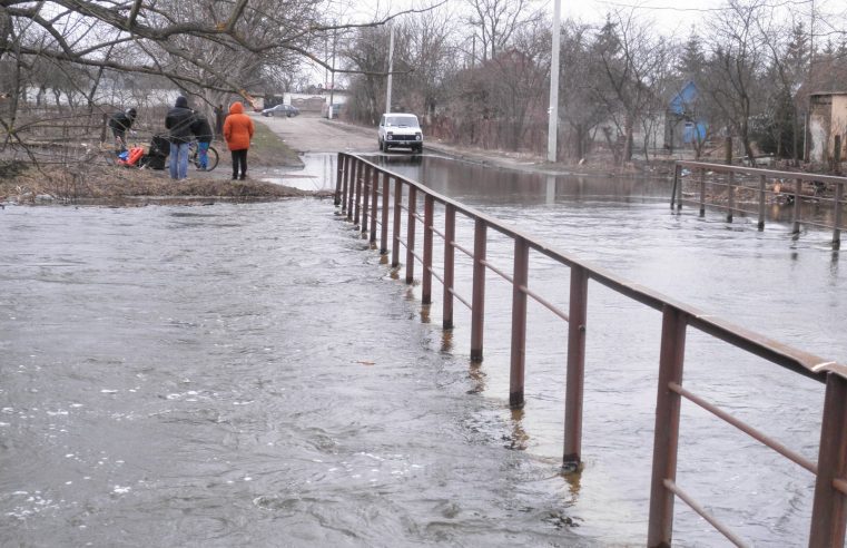 Червоноград готується до відлиги. Чи буде повінь?