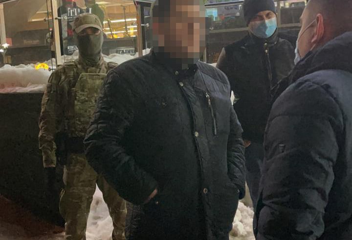 Затримали на «відкаті» у 365 тисяч гривень заступника начальника управління Львівської обласної державної адміністрації