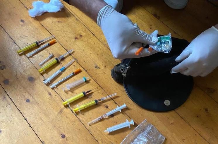 У Жовкві поліцейські затримали наркодилера відразу після збуту «метадону»