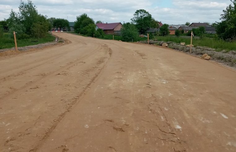 Триває капітальний ремонт автомобільної дороги Комарів — Переспа