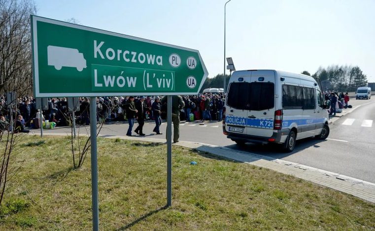 На польсько-українському кордоні розпочались щеплення проти Covid-19 для українців та громадян інших країн за межами ЄС, які в’їжджають до Польщі