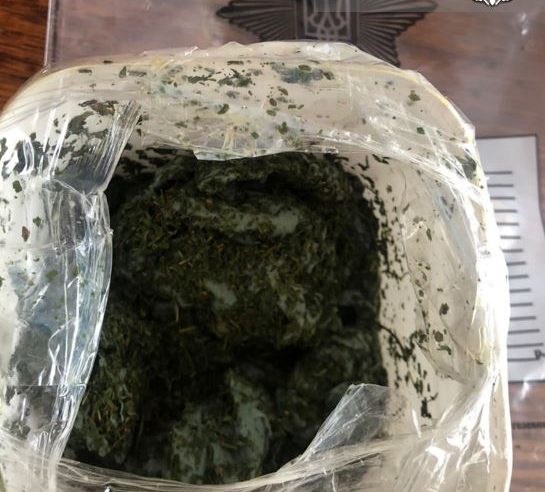 В одному із сіл Жовківщини викрито «сімейний бізнес» по продажу особливо небезпечних наркотиків
