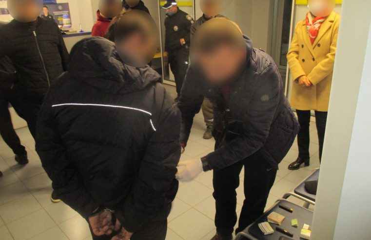 Стрілянина у Червонограді. Поранено відвідувача кафе
