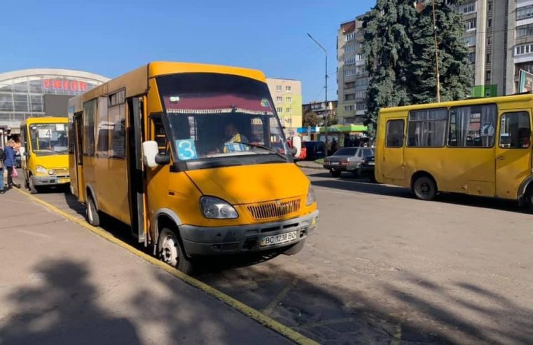 Як їздитимуть автобуси до кладовищ у Добрячині та Бендюзі в поминальний день 1 листопада