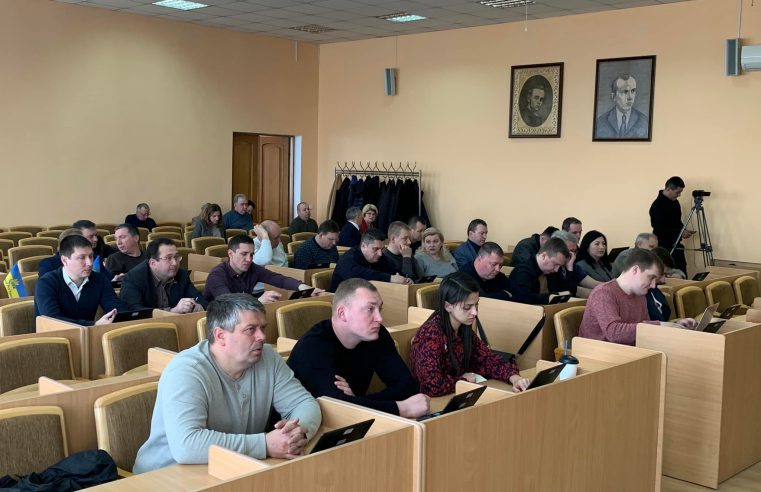 Премії  міському голові та посадовцям  Червонограда на час війни – скасували