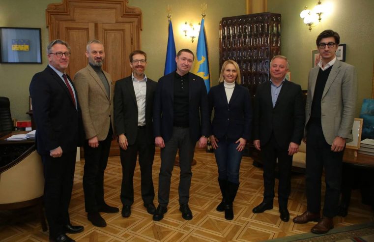 Голова Львівської ОВА зустрівся із Надзвичайним і Повноважним Послом США в Україні Бриджит Енн Брінк