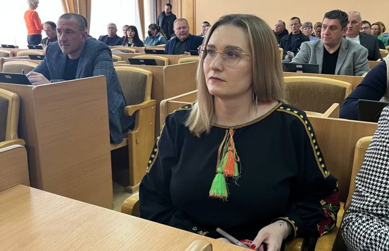У Червоноградській міській раді новий депутат від фракції «Голос»  – Василина Тимечко